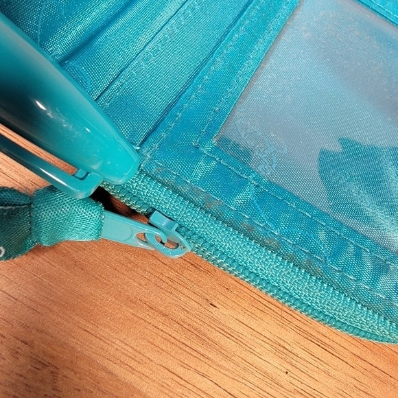 Vera Bradley Wallet and Matching Eyeglass Holder - Picture 11 of 16